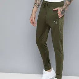 Puma Men Olive Green Brand Logo Printed Slim Fit dryCELL Formknit Seamless Jogger-picture-29