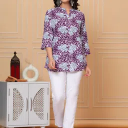 MHIZHA Women Floral Printed Mandarin Collar Top image 2