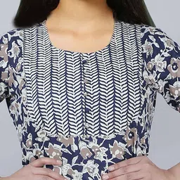 Bholukart Girls Floral Printed Round Neck Straight Kurta With Trousers image 2