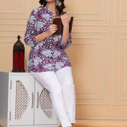 MHIZHA Women Floral Printed Mandarin Collar Top image 4