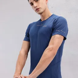 HRX by Hrithik Roshan Men Rapid-Dry Training T-shirt-picture-42