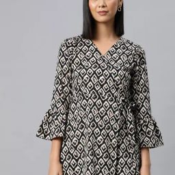 Cottinfab Black & White Printed Longline Top-picture-25