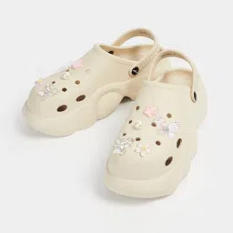 Ginger by Lifestyle Women Beige Strap Clogs image 5