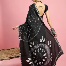 Saree Mall Black Crepe Self Saree with Blouse Piece image 4