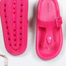 Mozafia Women's Fuschia T-Strap Sandals-image-39