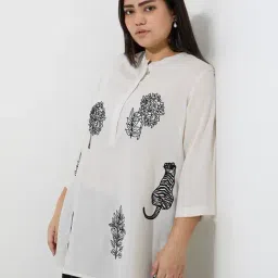 Diza by Westside Off-White Embroidered Straight Kurti-picture-15