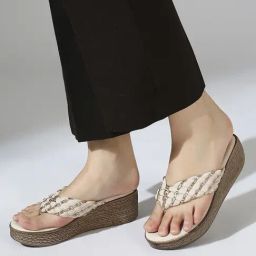 Inc.5 Women's Beige Thong Wedges-picture-1