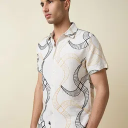 Thomas Scott Men Embroidered Regular Fit Casual Shirt image 2