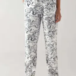 Bewakoof White Print Cotton Regular Fit Pyjamas-image-28