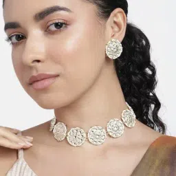 Peora Gold Plated White Kundan Studded Choker Necklace Round Stud Earrings Set-picture-46