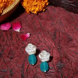 Dugran By Dugristyle Green & Cream Drop Earrings with Pearls and Natural Stones-picture-18