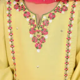 Misbis Girls Yellow Comfort Fit Embroidered Kurta Set image 3