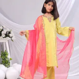 Misbis Girls Yellow Comfort Fit Embroidered Kurta Set image 5