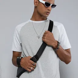 R Code by The Roadster Life Co Colourblocked T-shirt-image-4