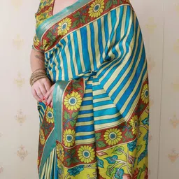 ELITE WEAVES Floral Silk Blend Handloom Tussar Saree image 2