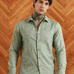 Campus Sutra Men Comfort Slim Fit Floral Printed Spread Collar Casual Shirt-image-46