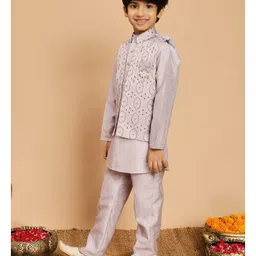 BT DEZINES Cotton Silk Woven Solid Kurta & Pyjama Set With Floral Embroidered Sequins Embellished Jacket - Lavender image 4