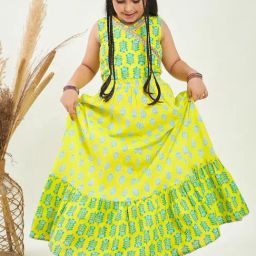 StyloBug Girls Green Printed Lahnga Choli-picture-27