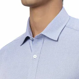Park Avenue Blue Regular Fit Texture Shirt image 5