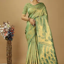 DIVASTRI Woven Design Silk Blend Banarasi Saree-picture-16