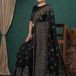DIVASTRI Black Silk Blend Printed Sarees image 2
