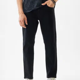 Snitch Men Relaxed Fit Mid-Rise Light Fade Jeans-picture-8