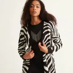 Cover Story Black & White Printed Long Cardigan-image-12