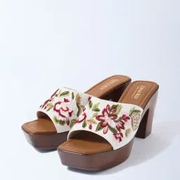 LUNA BLU by Westside Red Floral Embroidered Platform Heel Sandals image 2