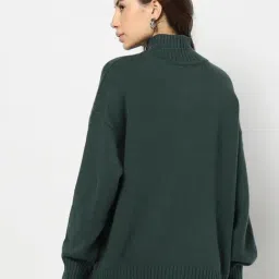 GAP Dark Green Regular Fit Solid Sweater image 2