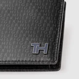 Tommy Hilfiger Men Black Brand Logo Printed Leather Two Fold Wallet image 5