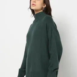 GAP Dark Green Regular Fit Solid Sweater image 3