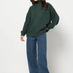 GAP Dark Green Regular Fit Solid Sweater image 4