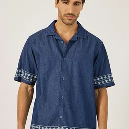 Styli Men Embroidered Relaxed Fit Resort Collar Shirt image 2