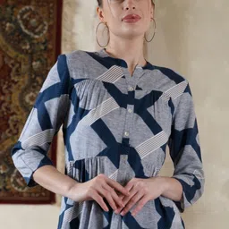 Saraj Geometric Print Mandarin Collar Top image 5