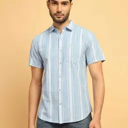 Wrangler Blue Regular Fit Striped Cotton Shirt-picture-15