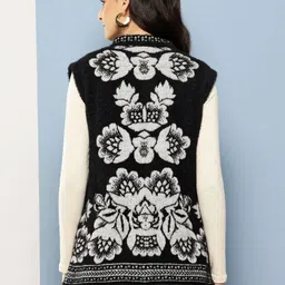The Roadster Lifestyle Co Embellished Woolen Cardigan Sweater image 4