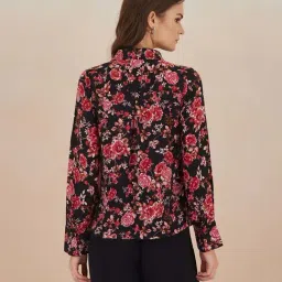 Latin Quarters Black Regular Fit Floral Print Shirt image 2