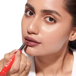 Kiro Slickstick Luxe Matte - 2.4 gm image 5