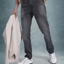 The Roadster Life Co. Men Light Fade Jeans-picture-32