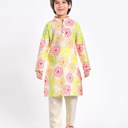 EARTHY TOUCH Cotton Woven Mandarin Collar Full Sleeves Kurta Dhoti Set With Floral Print - Off White-image-16