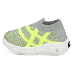 Lil Lollipop Abstract Designed & Mesh Detailed Slip On Musical Shoes - Grey image 4