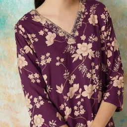 Melange by Lifestyle Purple Printed Straight Kurta image 5