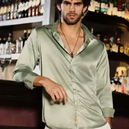 Campus Sutra Green Satin Regular Fit Solid Shirt-picture-33