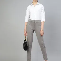 FITHUB Light Grey Slim Fit Mid Rise Trousers image 4