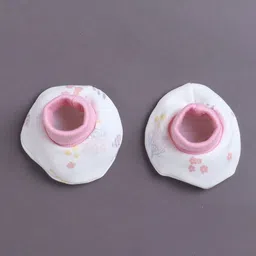 BUMZEE Girls Printed Beanie with Bootie image 5