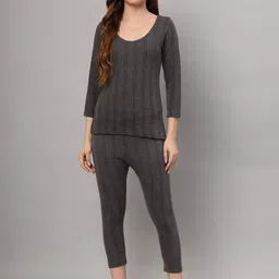 Sutjena Women Striped Round Neck Thermal Set-picture-14