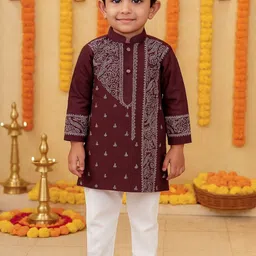 TAKE STYLE Boys Ethnic Motifs Embroidered Thread Work Dupion Silk Kurta With Pyjamas-picture-23
