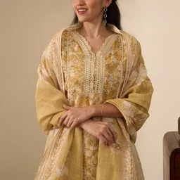 Anouk Floral Printed V-Neck Thread Work Linen Kurta With Trousers & Dupatta-image-34