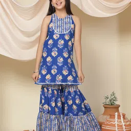 Sangria Girls Printed Kurta Set-image-72