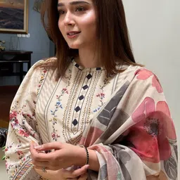 GoSriKi Floral Printed Round Neck Straight Kurta With Palazzos & Dupatta image 5